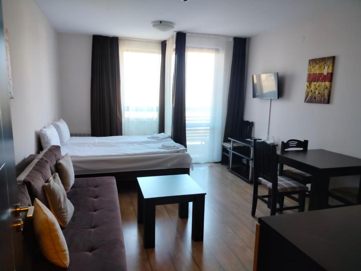 Alpine Lodge Bansko Apartments Eksteriør billede