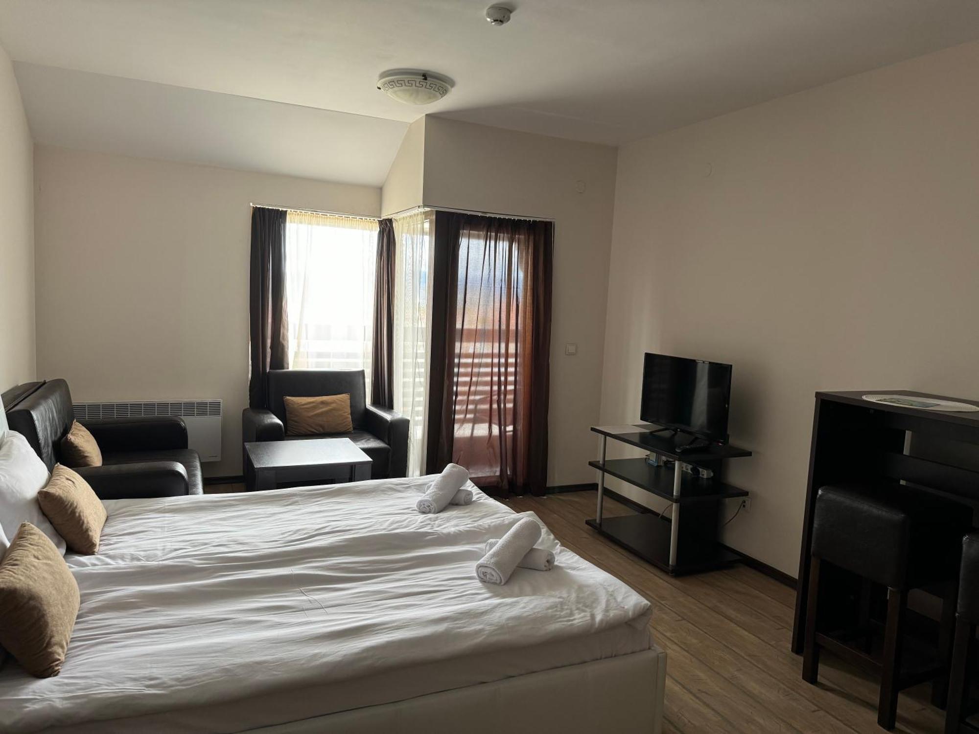 Alpine Lodge Bansko Apartments Eksteriør billede